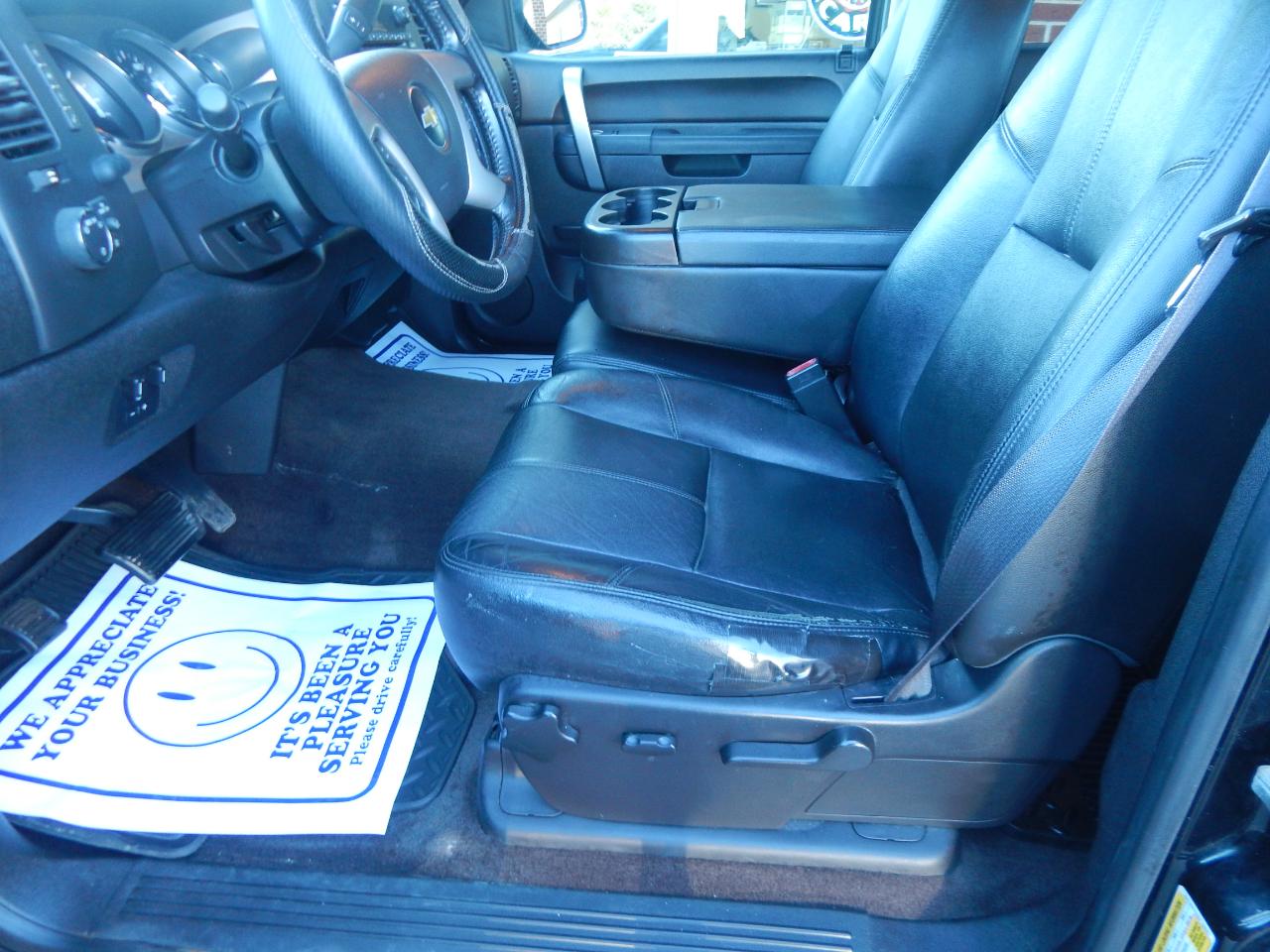 Chevrolet Silverado 2500HD LT Crew Cab 4WD 2012