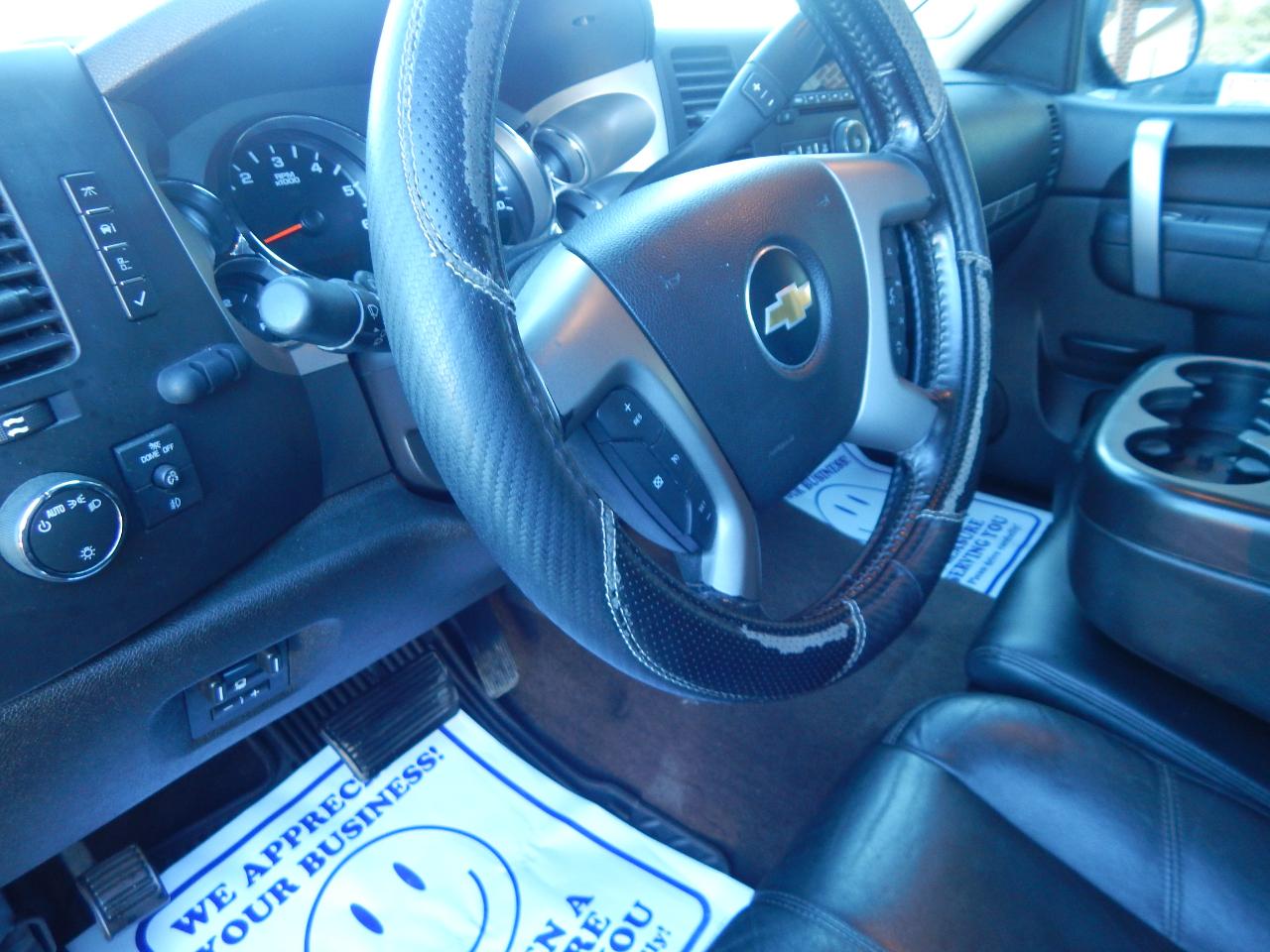 Chevrolet Silverado 2500HD LT Crew Cab 4WD 2012