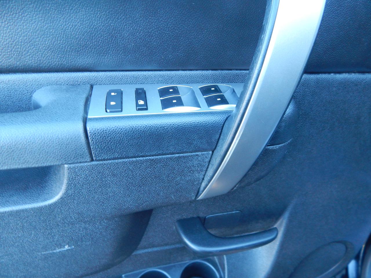 Chevrolet Silverado 2500HD LT Crew Cab 4WD 2012