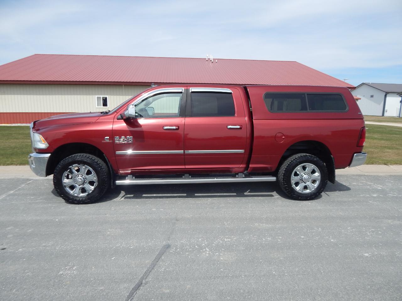 2015 RAM 2500 SLT Crew Cab SWB 4WD