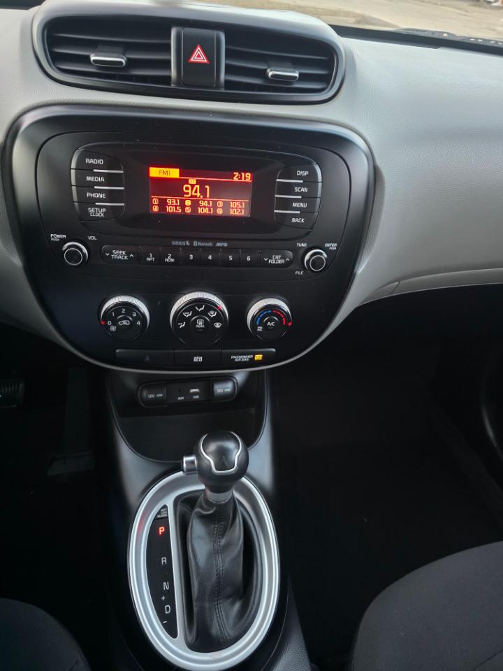 Kia Soul Base 6A 2016