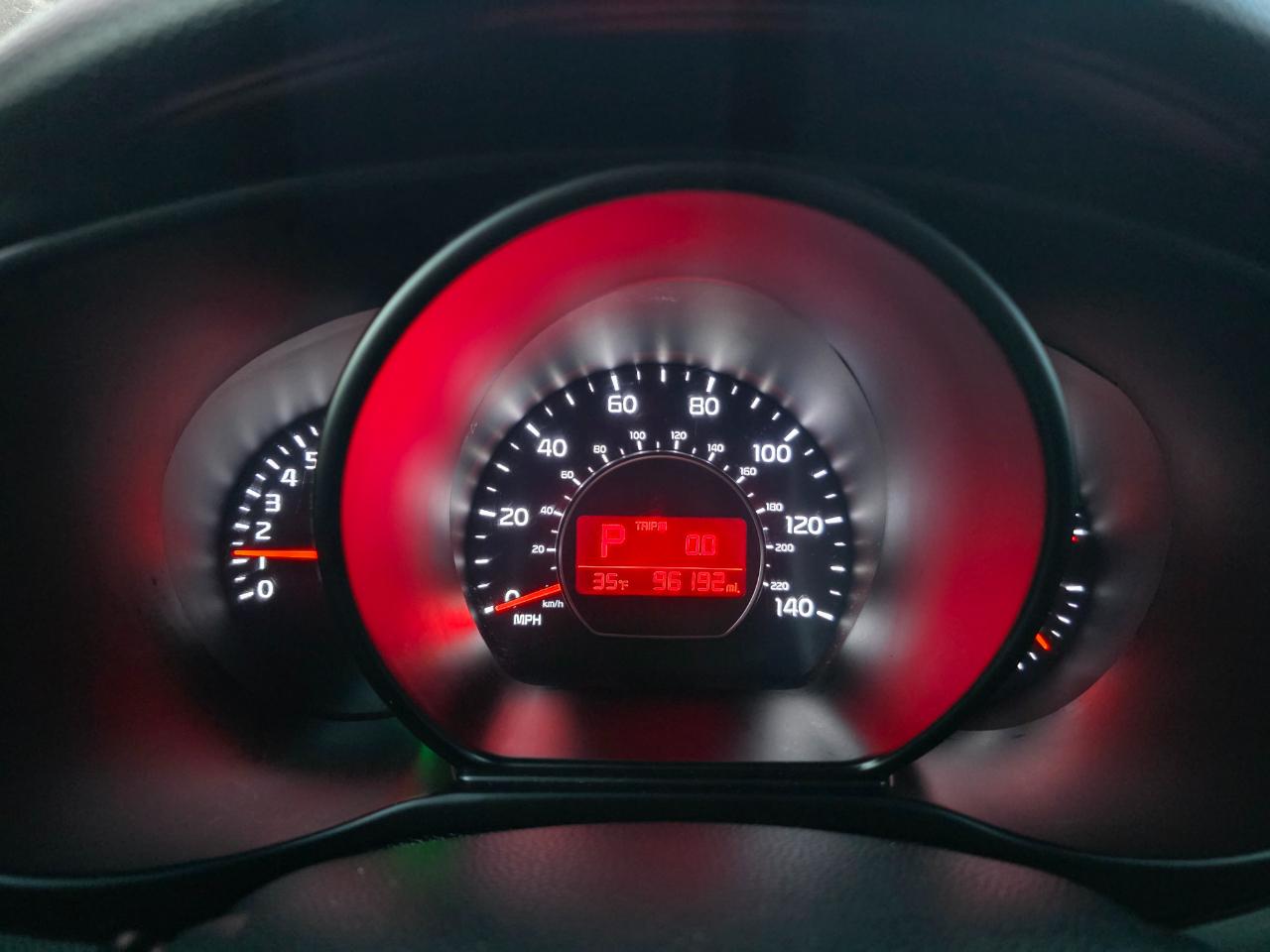 Kia Soul Base 6A 2016