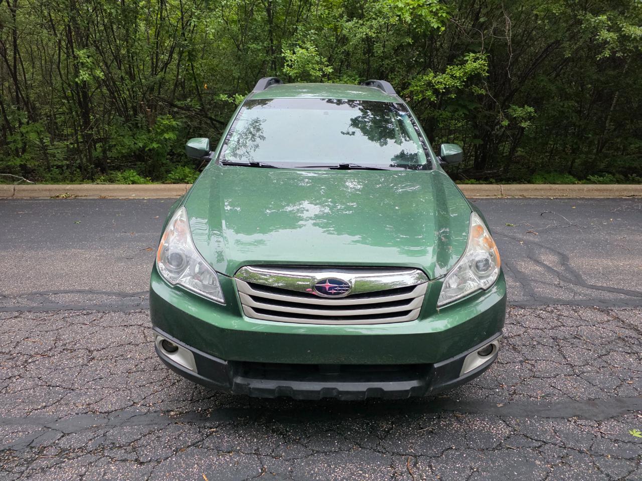 Subaru Outback 2.5i Premium 2011