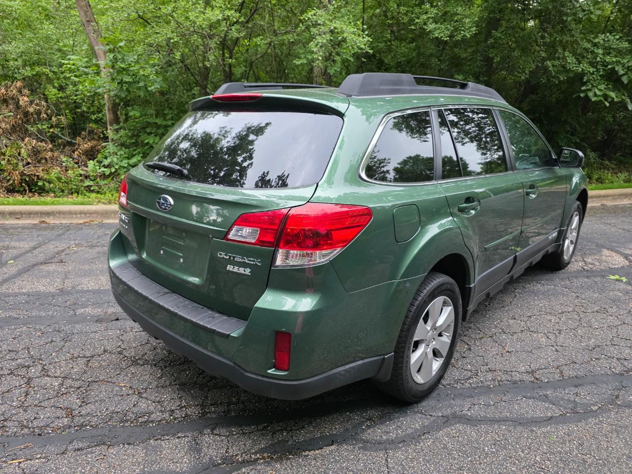 Subaru Outback 2.5i Premium 2011