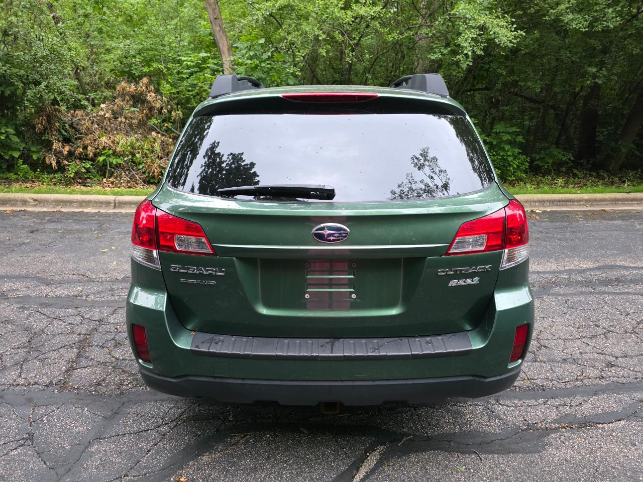 Subaru Outback 2.5i Premium 2011