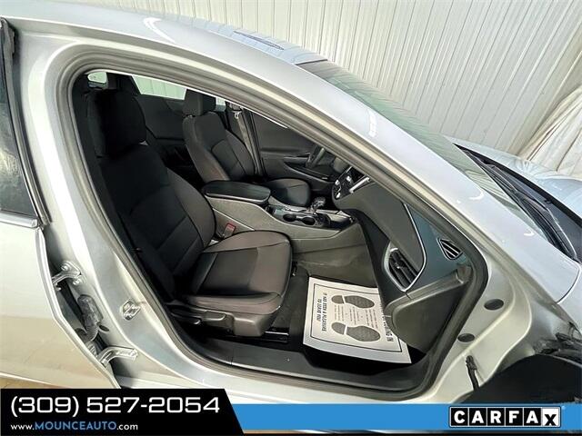 Chevrolet Malibu  2022