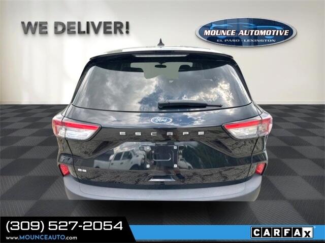 2021 Ford Escape SE photo 4