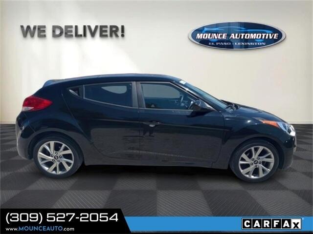 2017 Hyundai Veloster Base photo 4