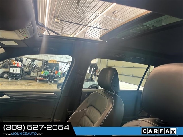 Volkswagen Tiguan  2021