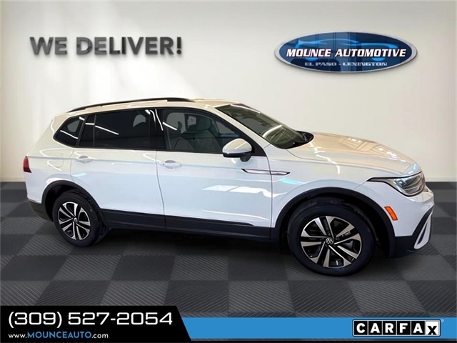 2023 Volkswagen Taos SE photo 3