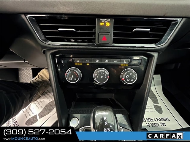 Volkswagen Taos  2023