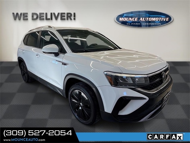 2023 Volkswagen Taos SE's photo