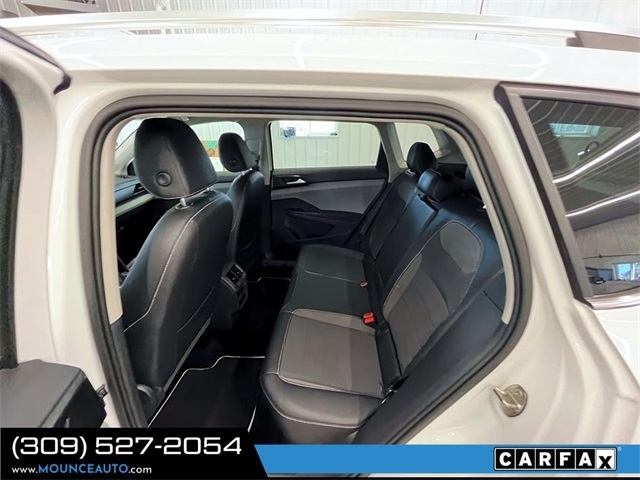 Volkswagen Taos  2023