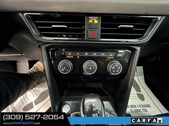 Volkswagen Taos  2023