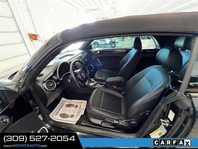 Volkswagen Beetle Convertible  2018 Volkswagen Beetle Convertible  2018