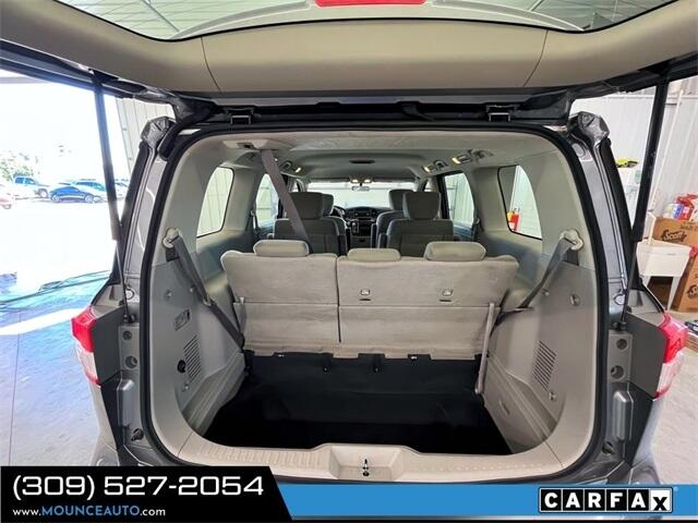Nissan Quest  2015