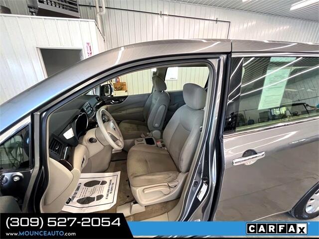 Nissan Quest  2015