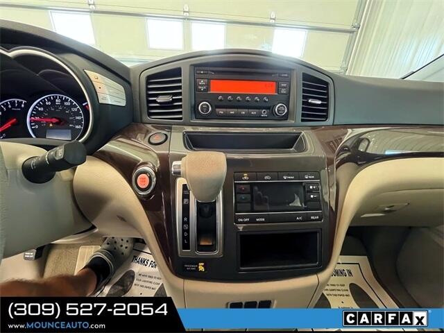 Nissan Quest  2015