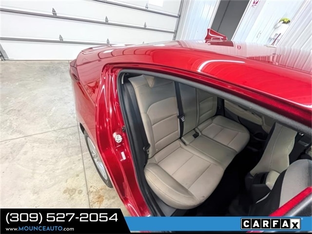 Hyundai Elantra  2020