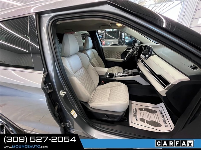 Mitsubishi Outlander  2022