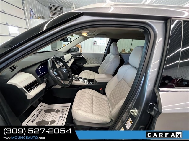 Mitsubishi Outlander  2022