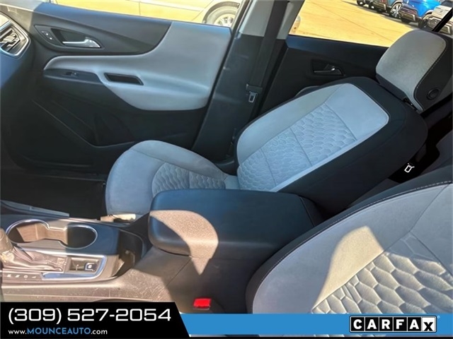 2019 Chevrolet Equinox LS photo 4