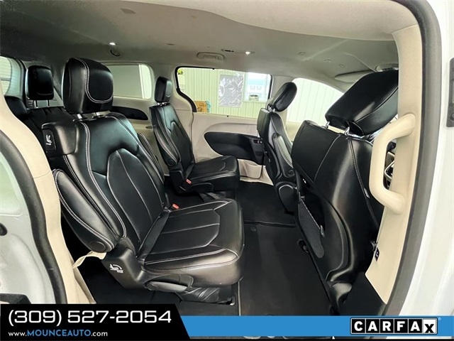 Chrysler Pacifica  2024