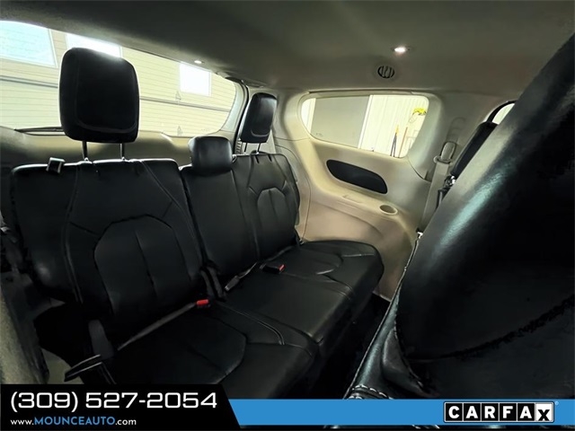 Chrysler Pacifica  2024