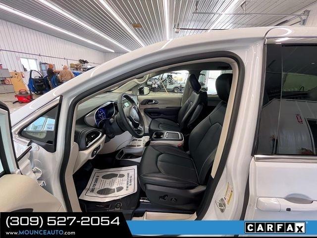 Chrysler Pacifica  2024