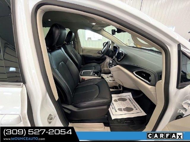 Chrysler Pacifica  2024