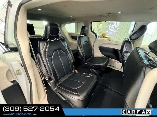 Chrysler Pacifica  2024
