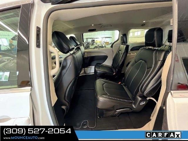 Chrysler Pacifica  2024