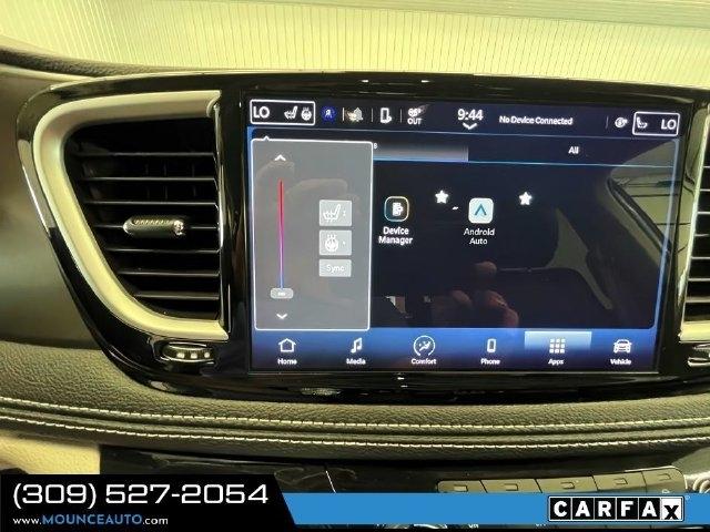 Chrysler Pacifica  2024