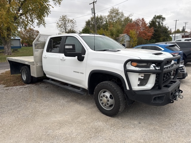 2020 Chevrolet Silverado 3500HD LT photo 2