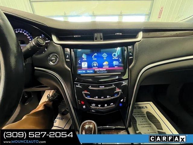 Cadillac XTS  2015
