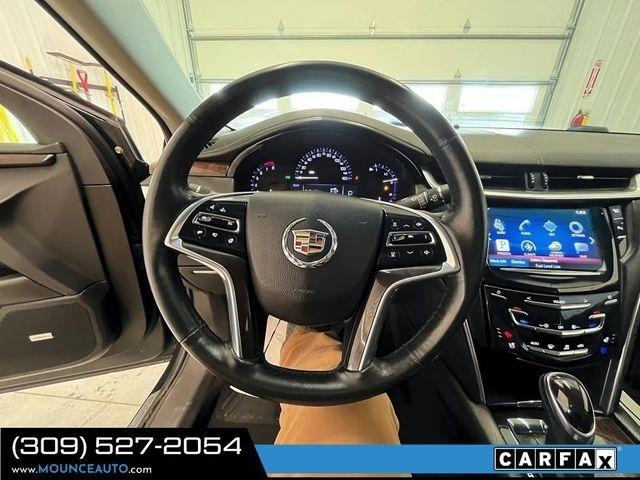 Cadillac XTS  2015