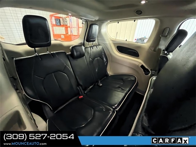 Chrysler Pacifica  2022