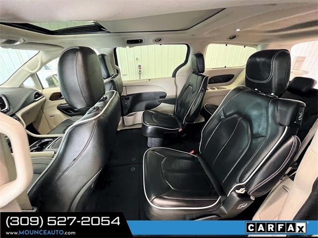 Chrysler Pacifica  2022