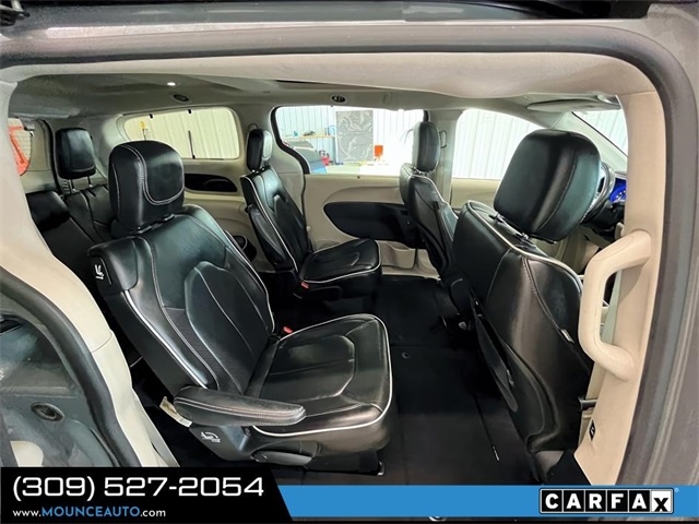 Chrysler Pacifica  2022