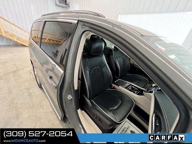 Chrysler Pacifica  2022