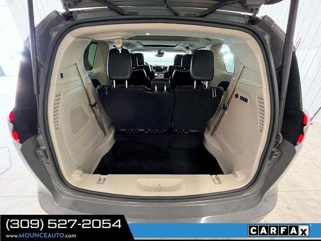 Chrysler Pacifica  2022