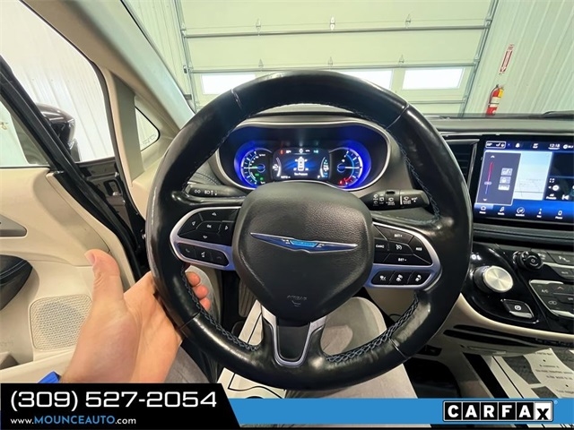 Chrysler Pacifica  2021