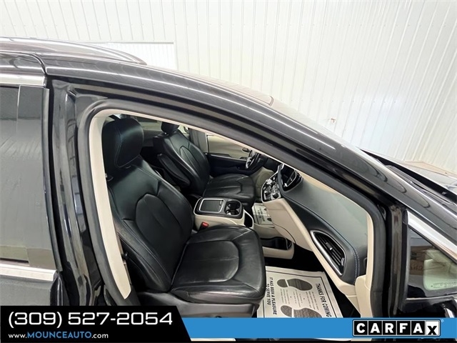 Chrysler Pacifica  2021