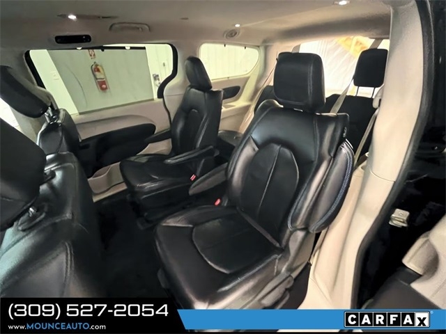 Chrysler Pacifica  2021