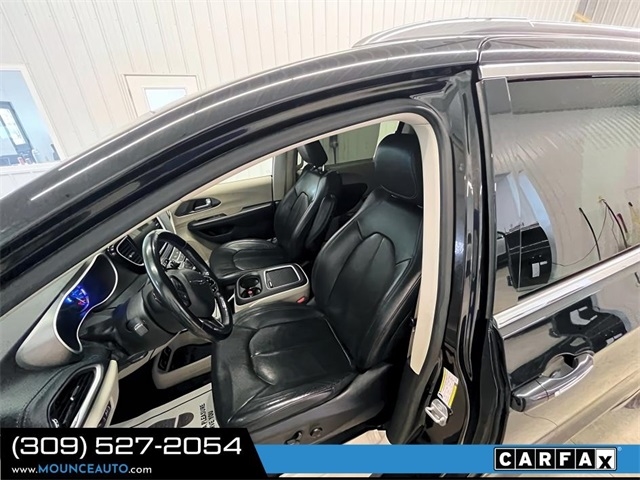 Chrysler Pacifica  2021