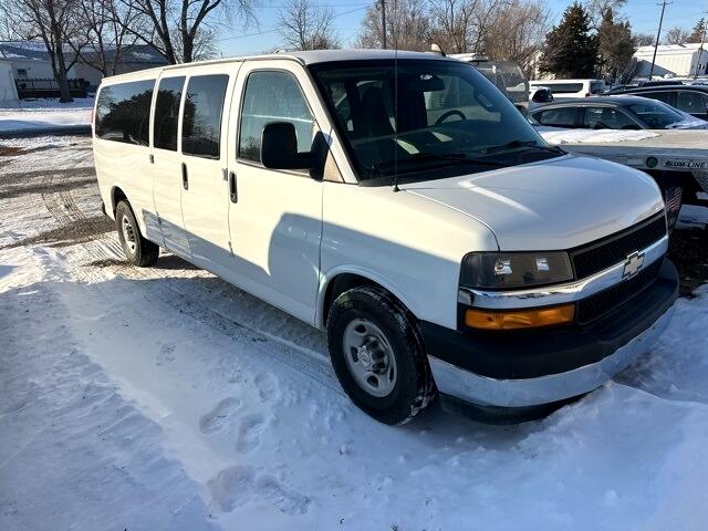 2018 Chevrolet Express Passenger LT