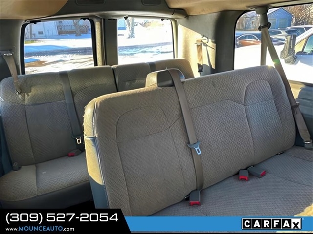 2018 Chevrolet Express Passenger LT
