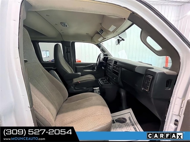 Chevrolet Express Passenger  2018