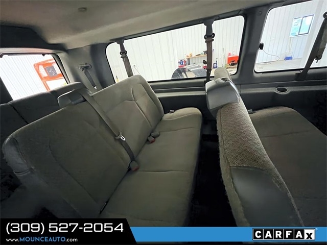 Chevrolet Express Passenger  2018