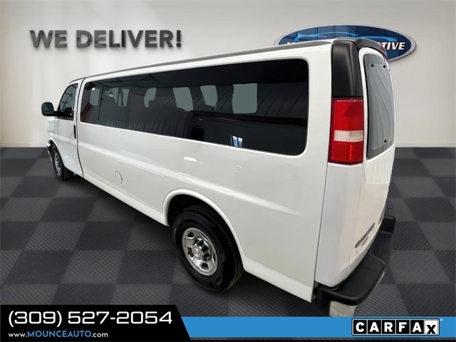 Chevrolet Express Passenger  2018
